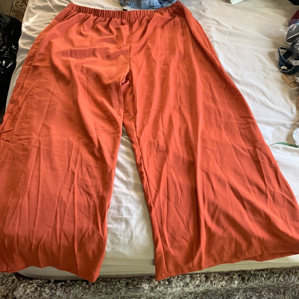 This is a two piece set , rustic brown , flared pants